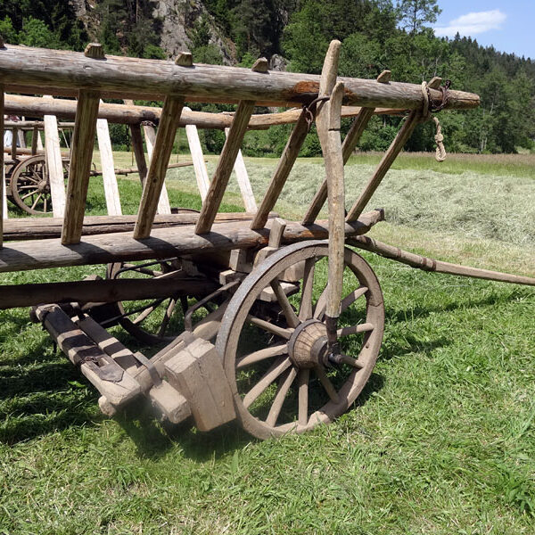 Leiterwagen aufbauen