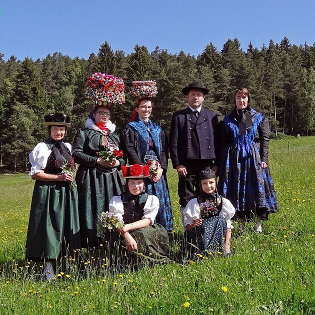 Die tennenbronner Schwarzwald Tracht