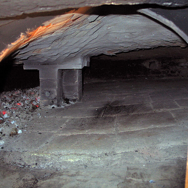 Schwarzwälder Holzofenbrot backen