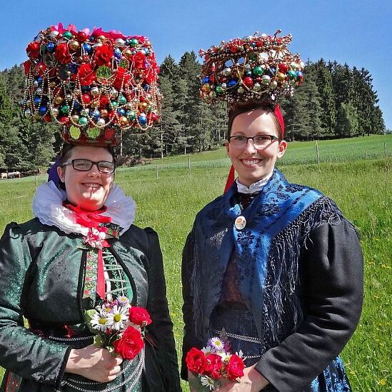 Die tennenbronner Schwarzwald Tracht