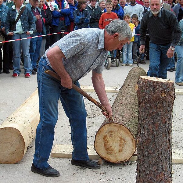 Holzbearbeitung im Schwarzwald