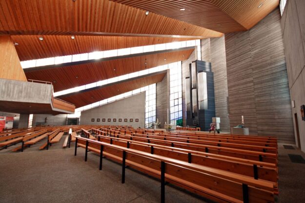 Katholische Kirche 7