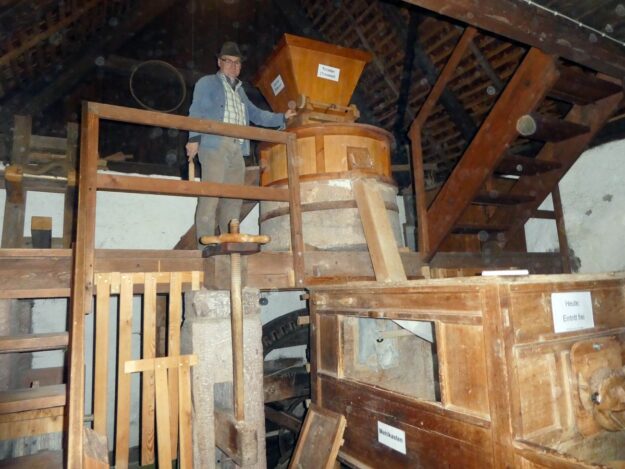 Wiesenbauernbauernmühle 11