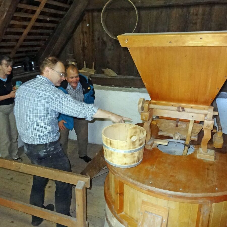 Wiesenbauernbauernmühle 12