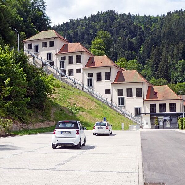 Junghans Terrassenbau Museum