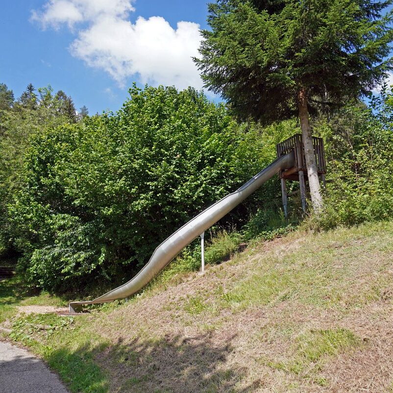 Spielplatz Minigolf 1