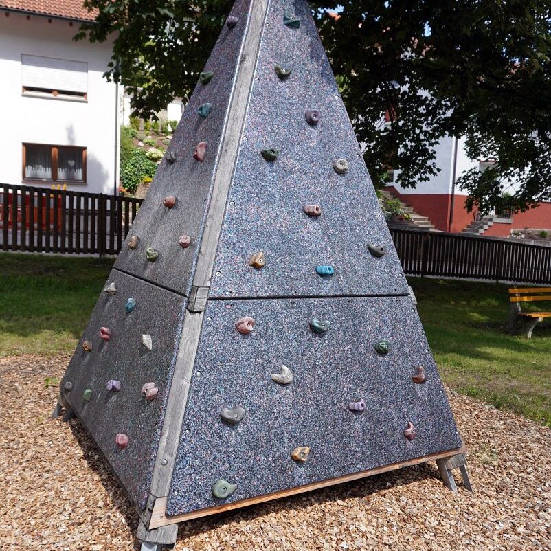 Spielplatz Minigolf 11
