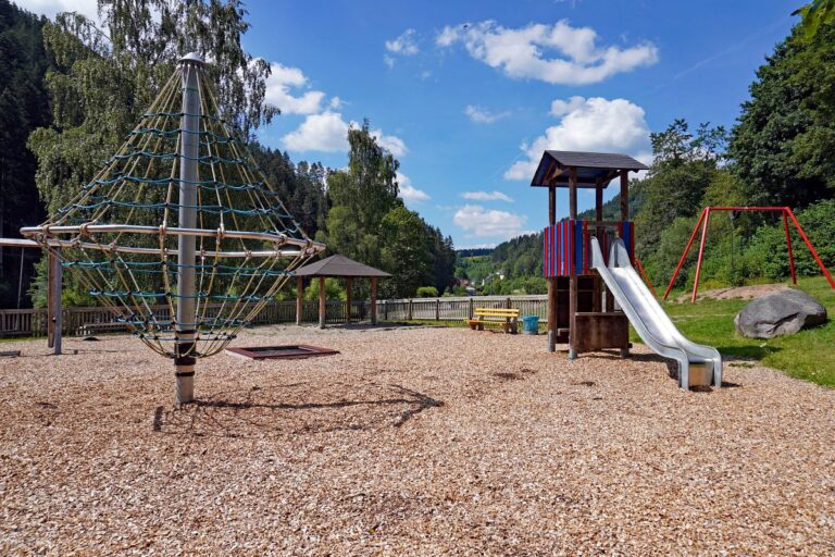 Spielplatz See 2 Spielplatz See 2