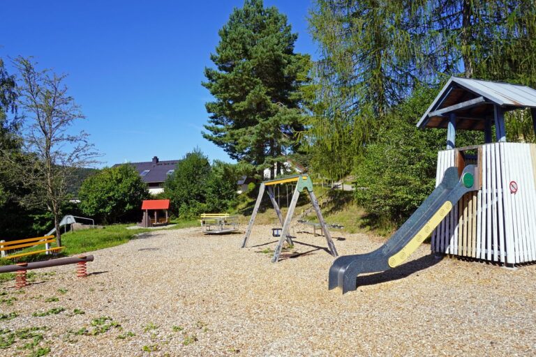 Spielplatz am Sportplatz 2 Spielplatz am Sportplatz 2