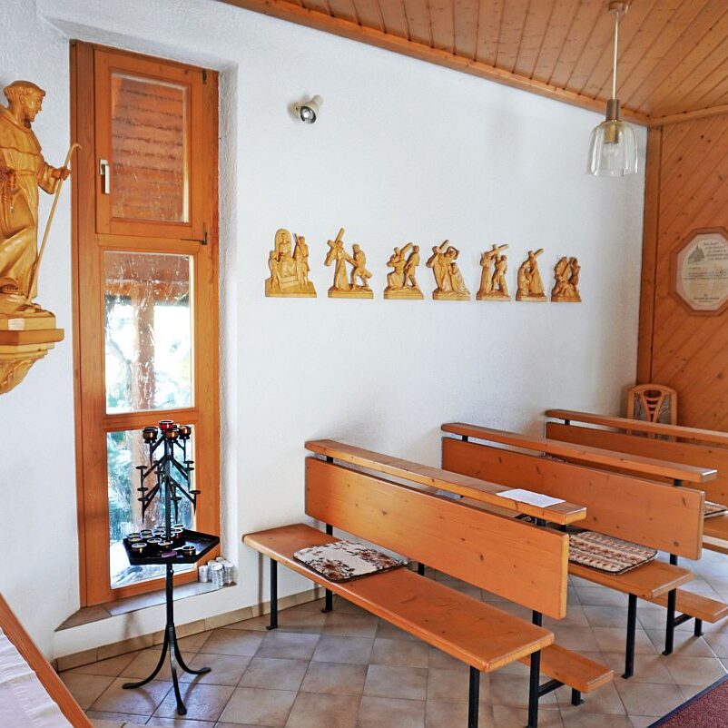 1Kreuzweg Schoenstattkapelle16