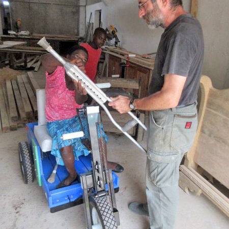 Behindert ReinhardRichtetKruecken