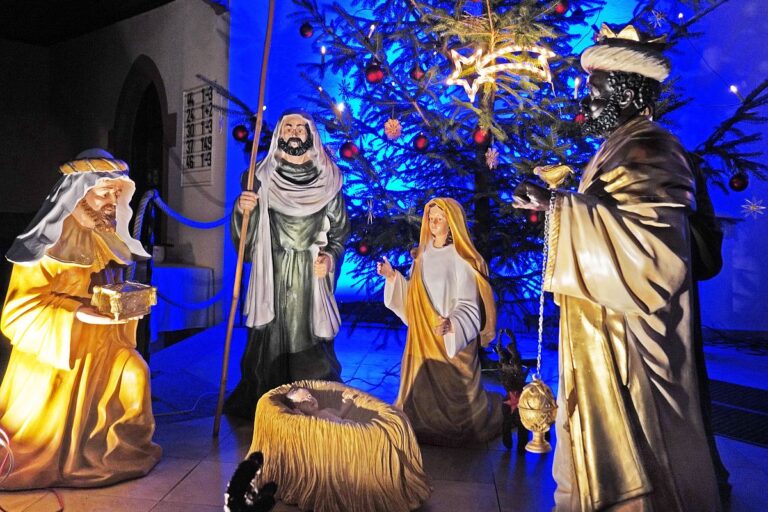 Krippe in der evangelischen Kirche 03