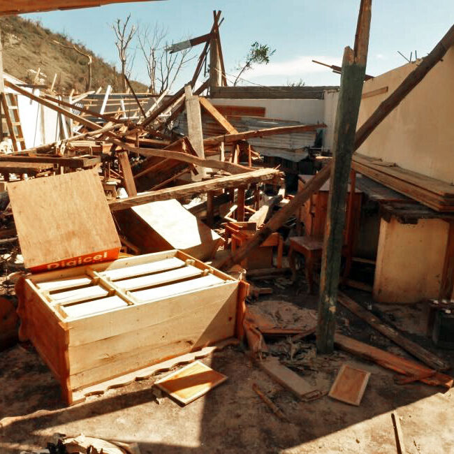 Schreinwerkstatt nach dem Hurrikan Matthew 2016