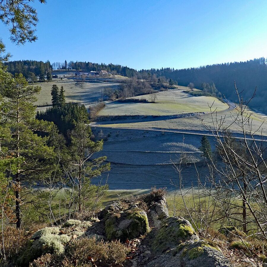 Bach Schloesslefelsen Muehlefelsen 01