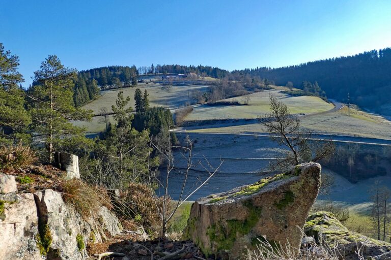 Bach Schloesslefelsen Muehlefelsen 02