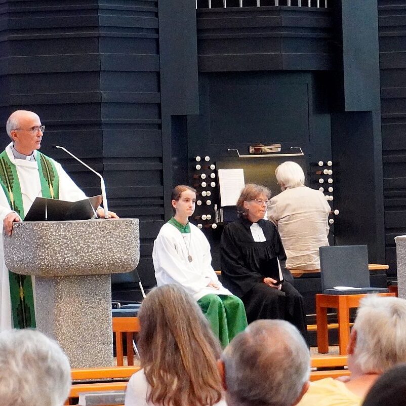 Dorffest Tennenbronn Oekumenischer gottesdienst und Start 01
