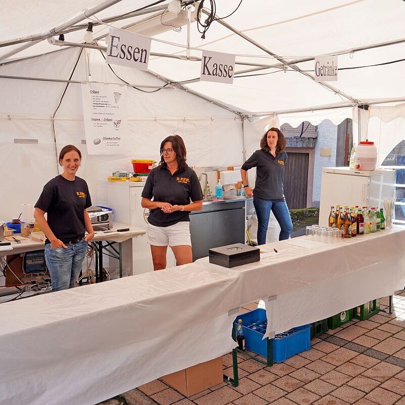 Dorffest Tennenbronn Oekumenischer gottesdienst und Start 07