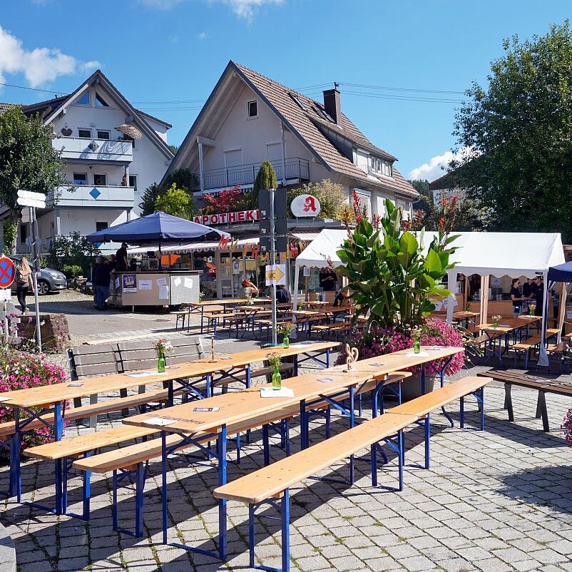 Dorffest Tennenbronn Oekumenischer gottesdienst und Start 08