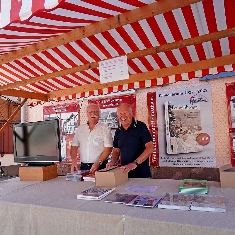 Dorffest Tennenbronn Oekumenischer gottesdienst und Start 15