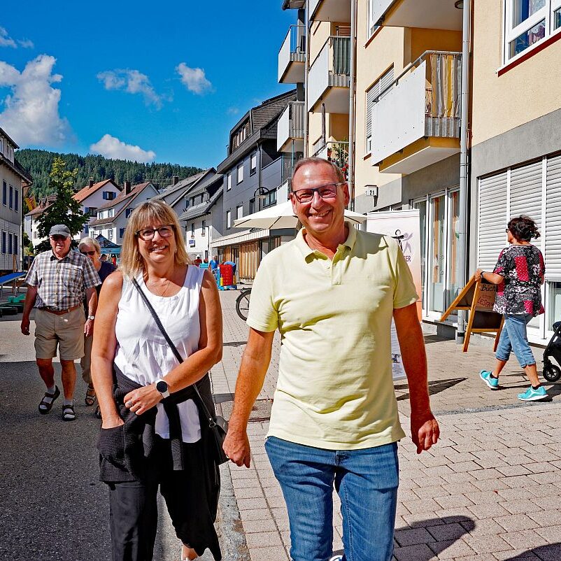 Dorffest Tennenbronn Oekumenischer gottesdienst und Start 16