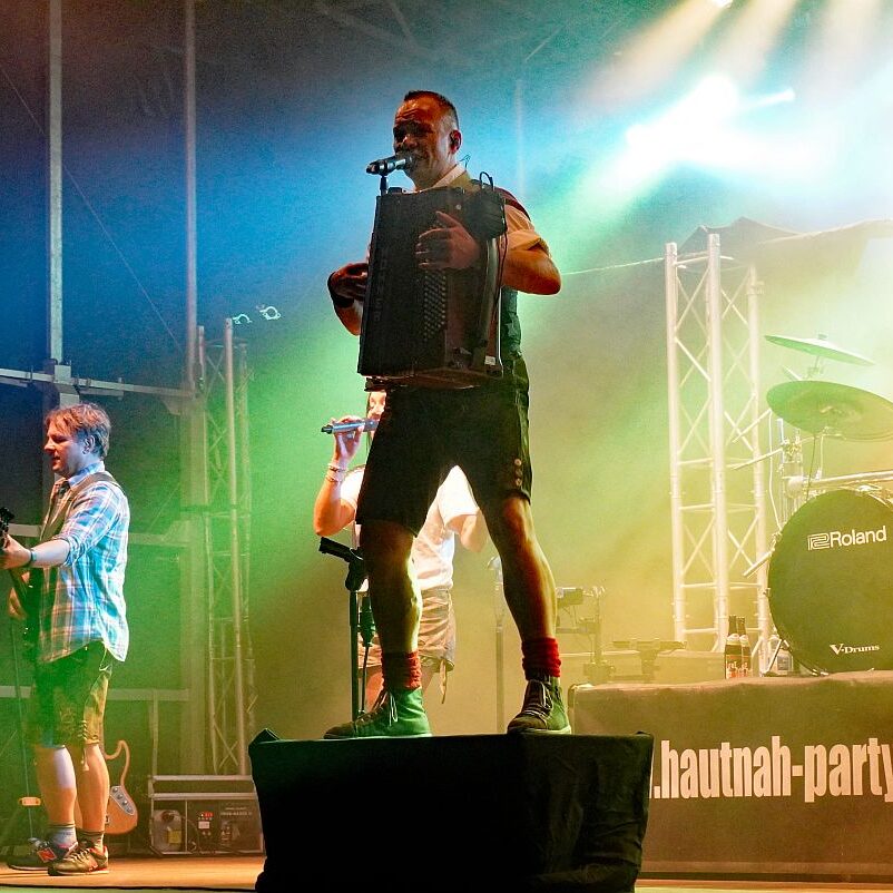 Dorffest Tennenbronn Party am Samstagabend 06 06