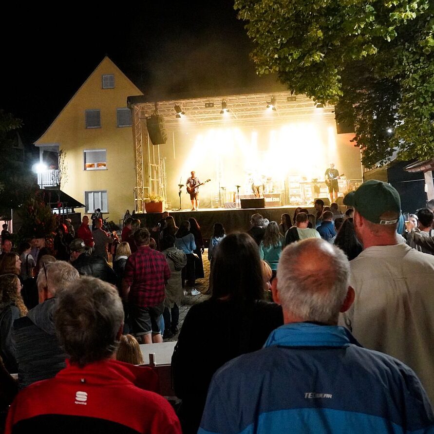 Dorffest Tennenbronn Party am Samstagabend 11 11