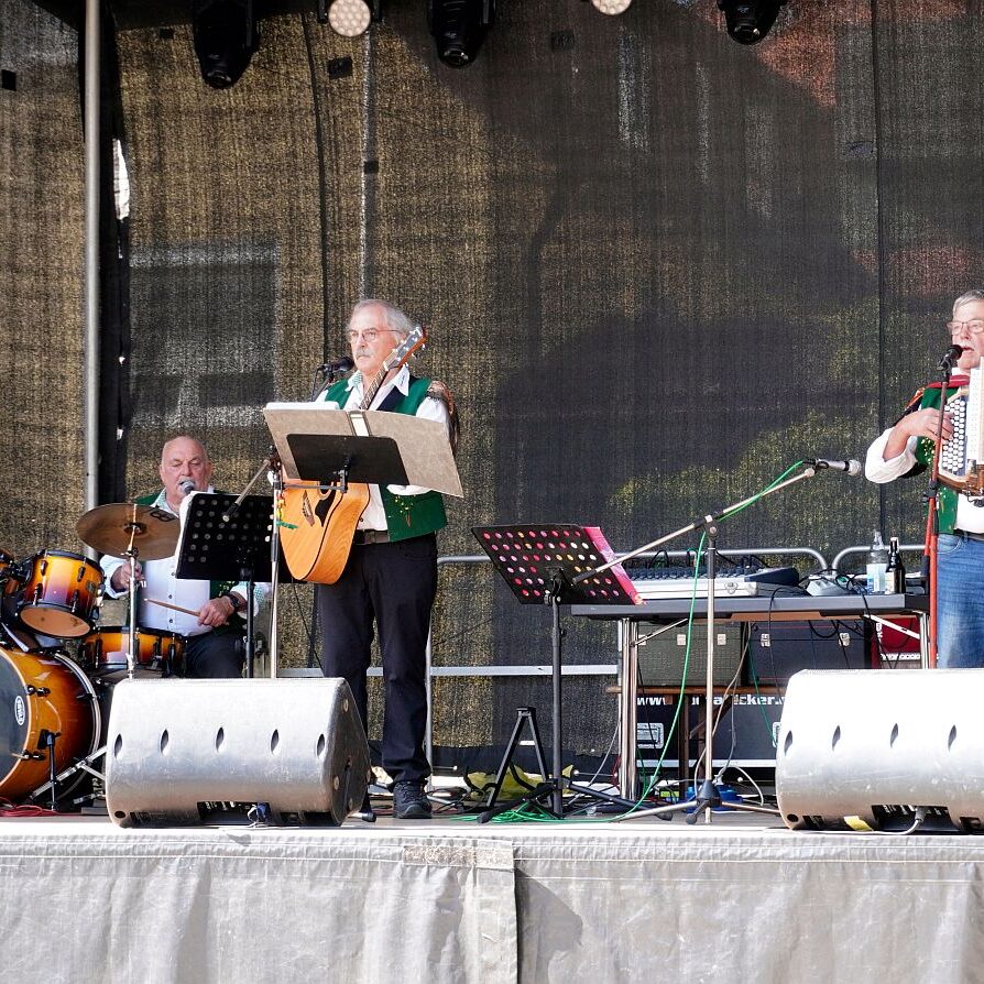 Dorffest Tennenbronn Sonntagmittag 04