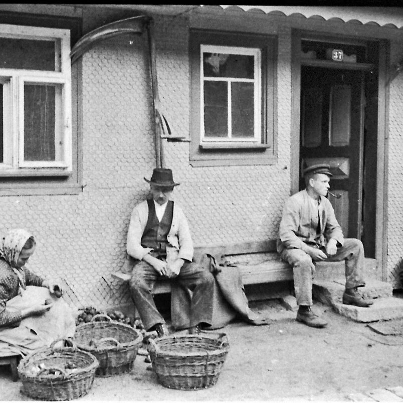 19xx A Adalberte KartoffelSortieren Korbmacher 1200