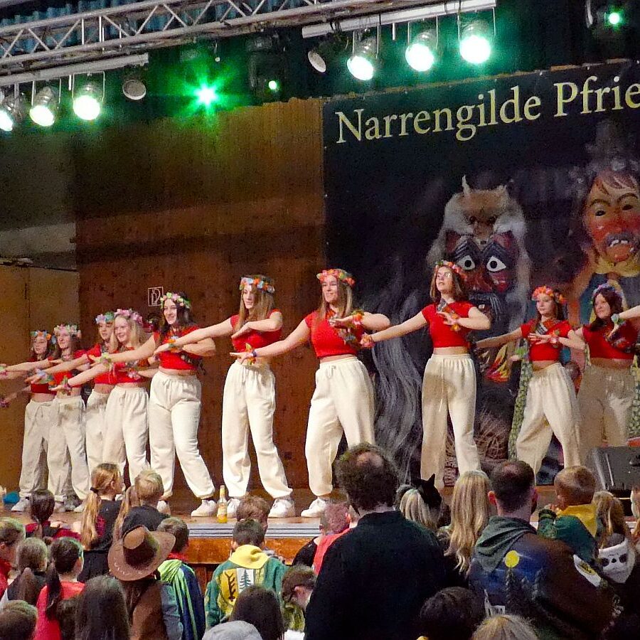 Fasnet Umzug 2023 TennenbronnParty in der Festhalle 09