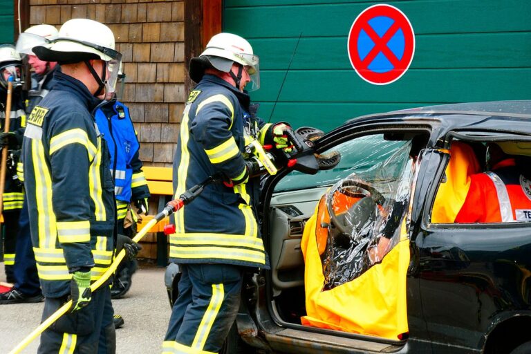 Schauübung 125 Jahre Feuerwehr Sonntag 05 Schauübung 125 Jahre Feuerwehr Sonntag 05