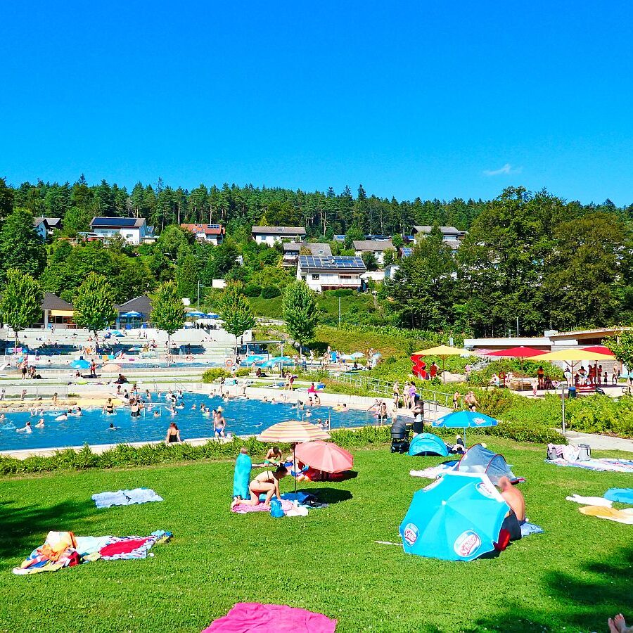 Schwimmbad Tennenbronn 10