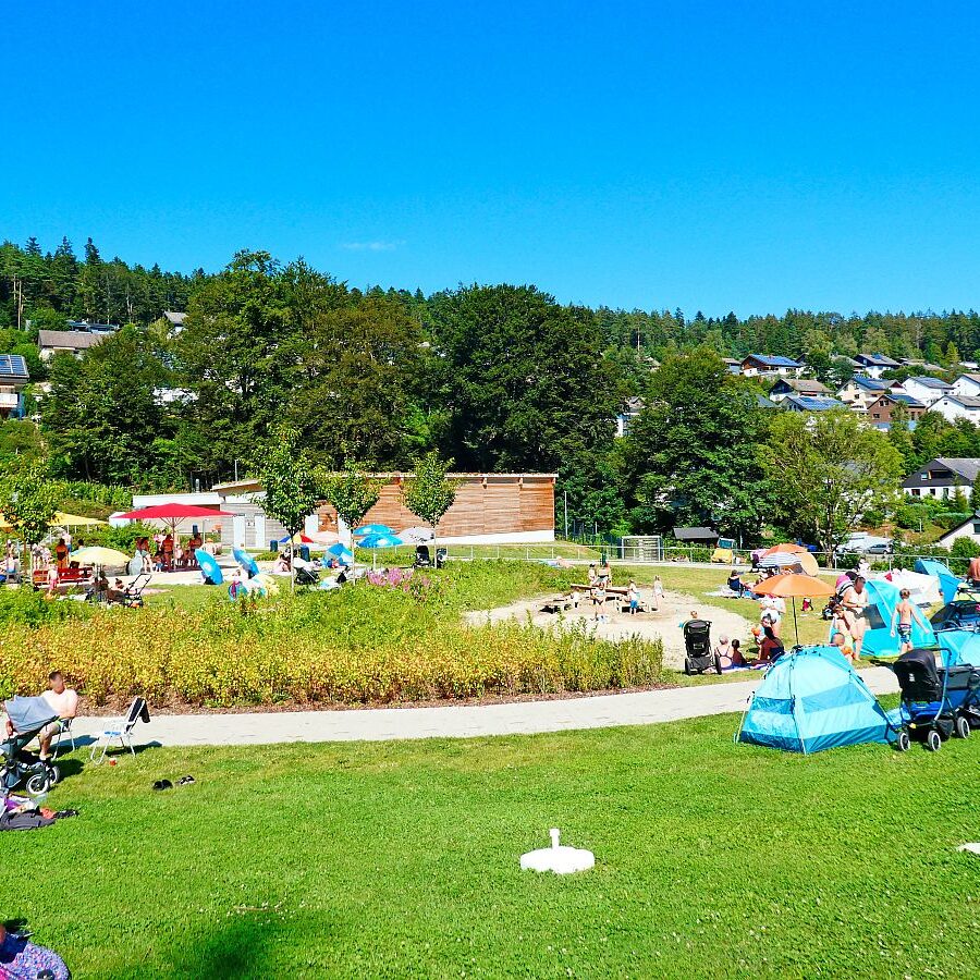 Schwimmbad Tennenbronn 11