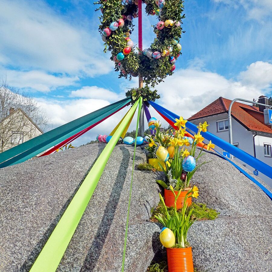 Osterbrunnen 8